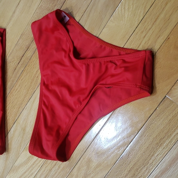 Bikini-XS - Picture 3 of 8